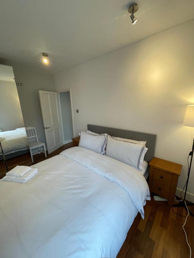 Apartamento Spacious Flat Opposite The Oval Londres Exterior foto
